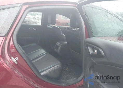 2015 Chrysler 200 S из США, поврежденный, VIN 1C3CCCDG9FN618527